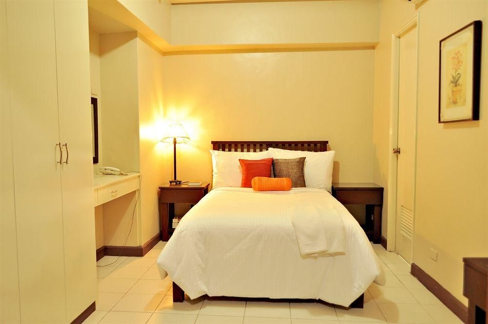 Artina Suites Hotel1