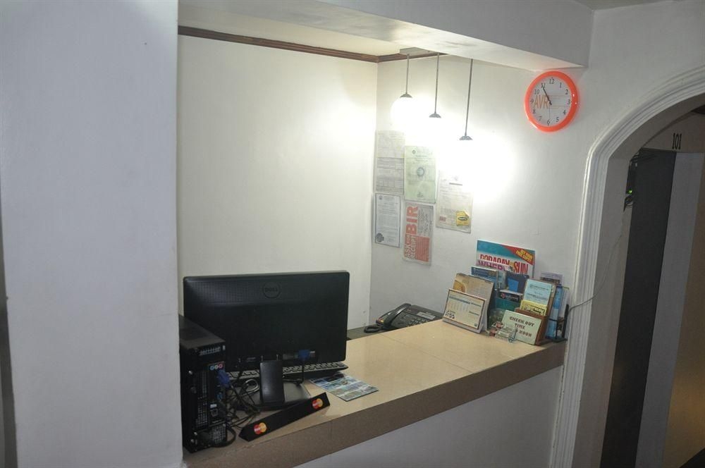 Boracay Tourist's Inn0