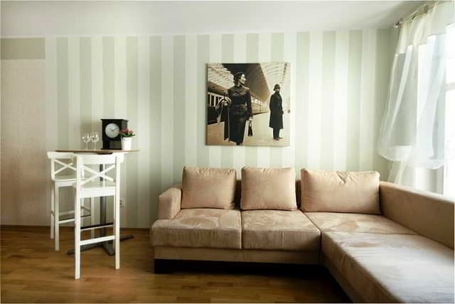 STUDIO STANDARD