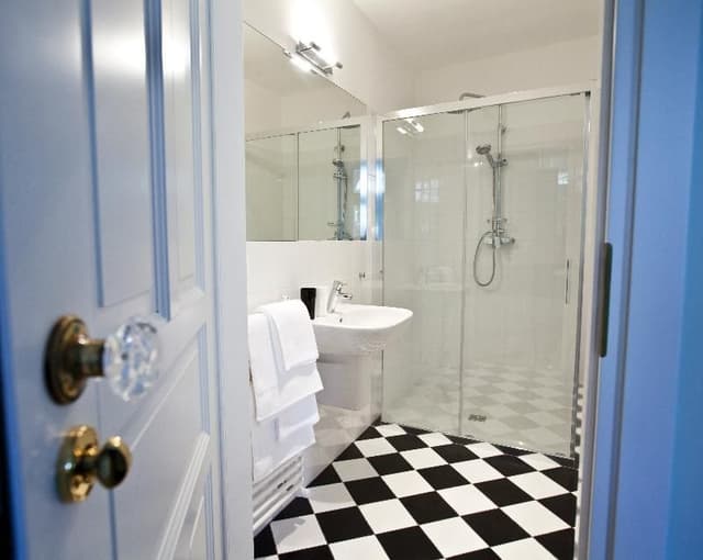 APARTMENT CAPACITY 3