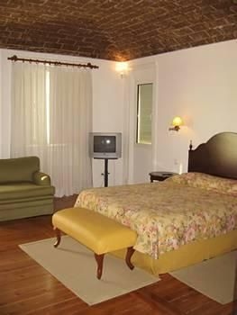 Hotel Riviera4
