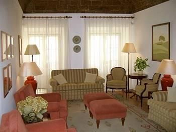 Hotel Riviera2
