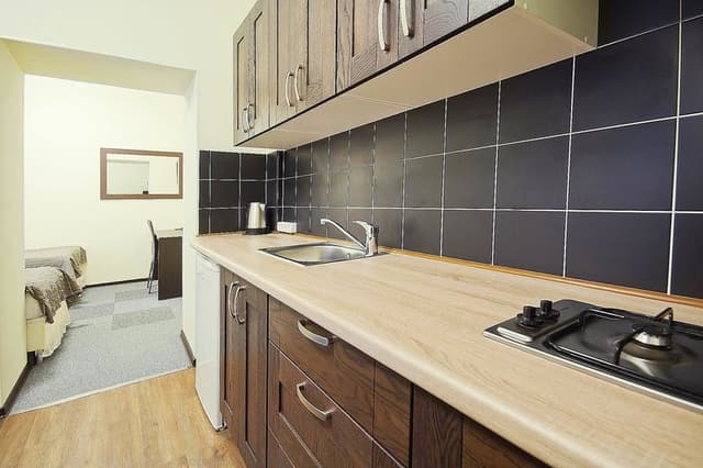 DOUBLE WITH KITCHENETTE