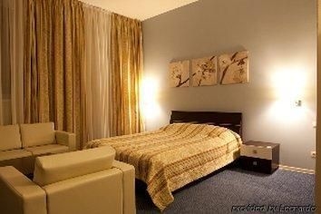 Triumph Hotel1