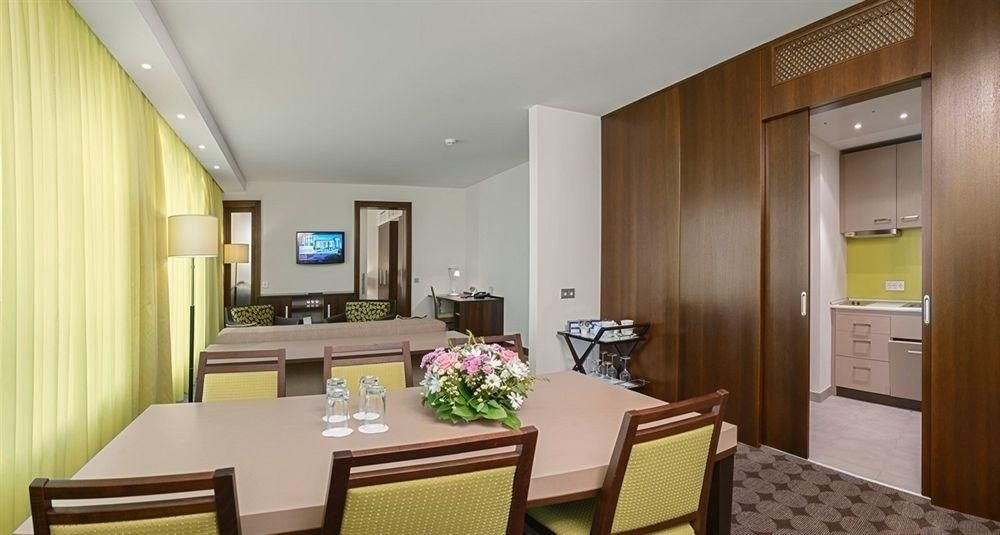 AMBASSADOR HOTEL KALUGA4