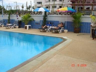 JOMTIEN COZY INN JOMTIEN COZY INN