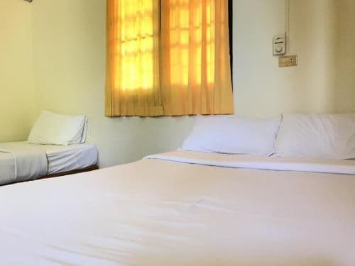 Family triple room