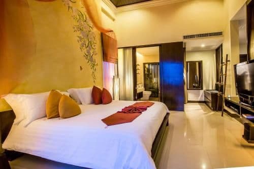 Beachfront villa with private pool