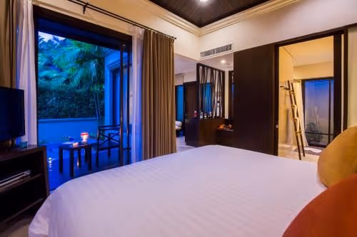Villa with Plunge Pool