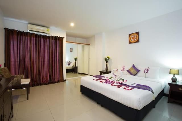 Double or Twin SUPERIOR KING BED