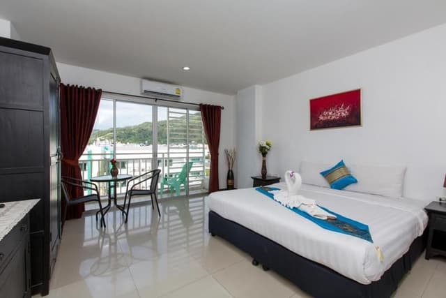 Room CONNECTING ROOM