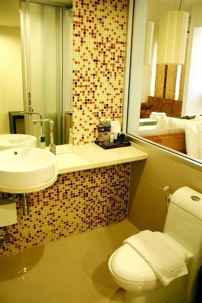มี โฮเทล (Me Hotel)1