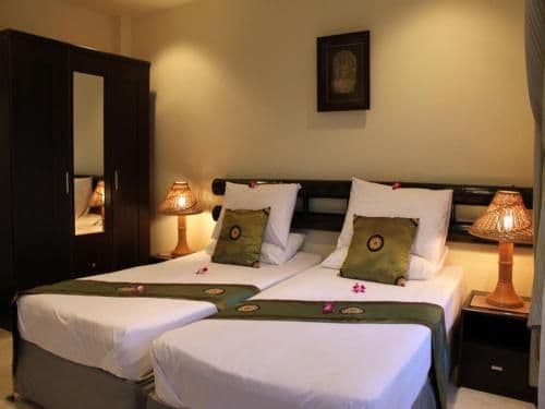 Deluxe Beachfront Family Suite