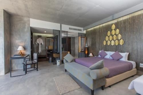 Deluxe Triple Studio with Sea View and Spa Bath