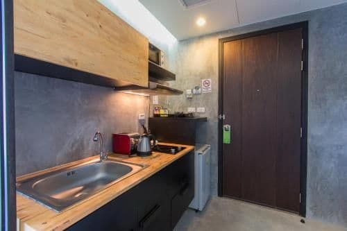 Deluxe Triple Studio with Sea View and Spa Bath