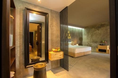 Deluxe Triple Studio with Sea View and Spa Bath