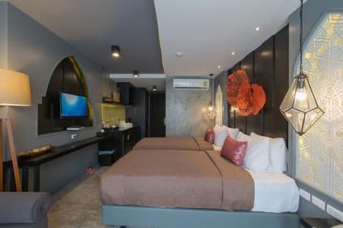 Connecting Studios with Sea View