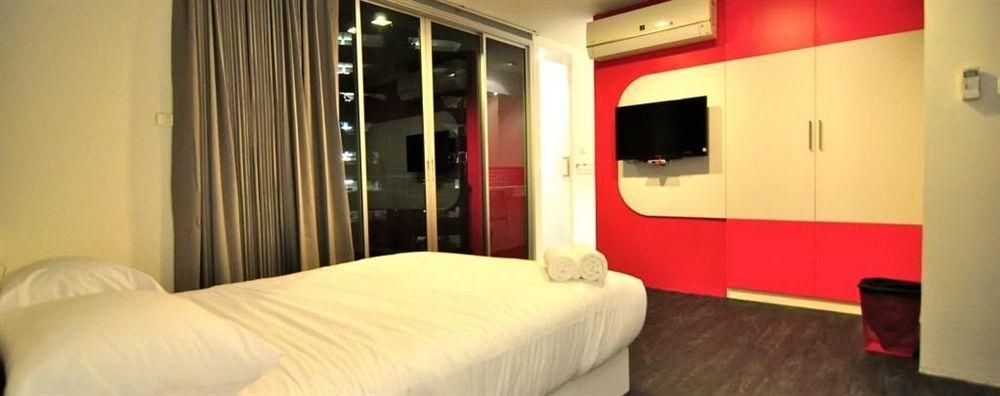 เช็คอินน์ โฮสเทล - สุขุมวิท 4 นานาพลาซ่า (CheQinn Hostel - Sukhumvit 4 Nana Plaza)3