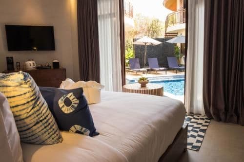 Deluxe Double Room with Pool Access