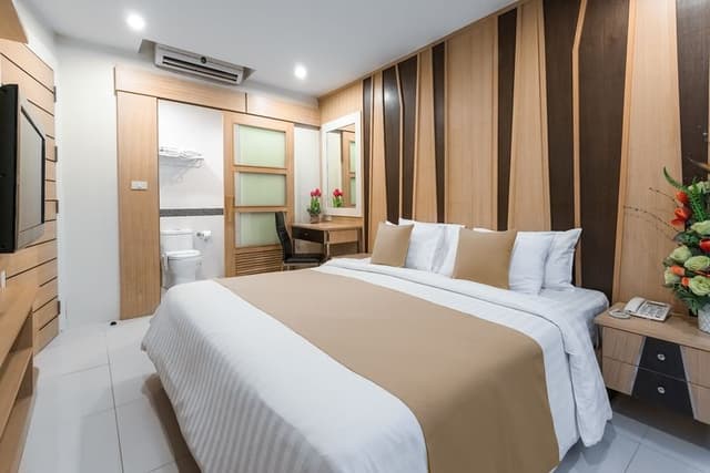 STUDIO ONE BEDROOM