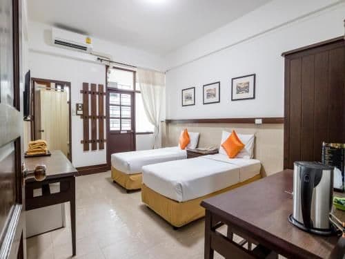 Standard Double or Twin Room - Smoking