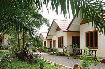 เเฮพพีนิส รีสอร์ท (Happiness Resort)0