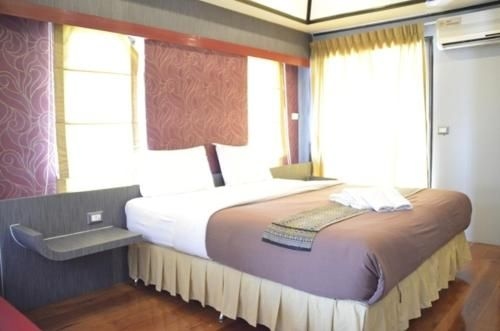 โรงแรมบ้านชเลราญ (Baan Chalerarn Hotel)4