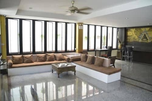 โรงแรมบ้านชเลราญ โรงแรมบ้านชเลราญ