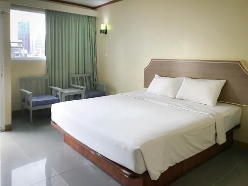 โรงแรมเจทูเอส ประตูน้ำ (J Two S Pratunam Hotel)2