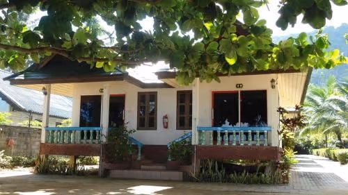 Bungalow - Beach Front