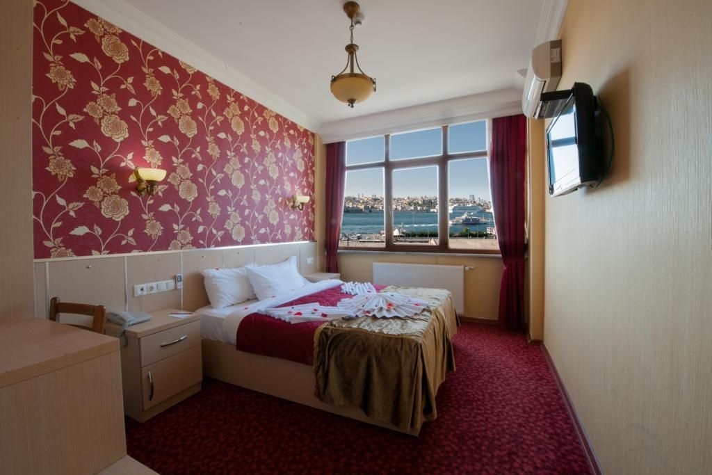 Golden Horn Istanbul2