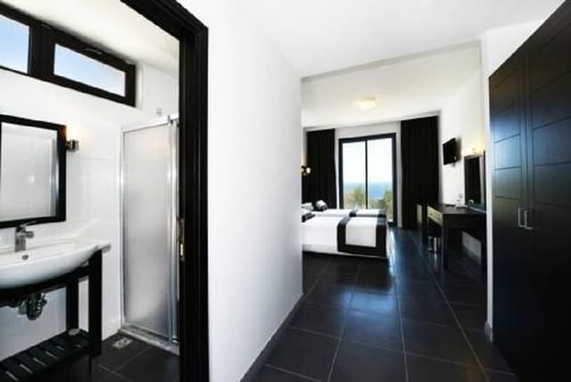 DOUBLE DELUXE SEA VIEW