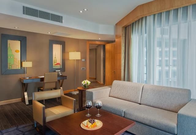 JUNIOR SUITE CAPACITY 1