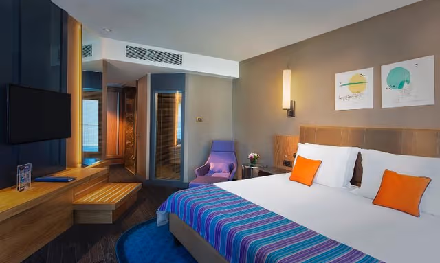 JUNIOR SUITE CAPACITY 1