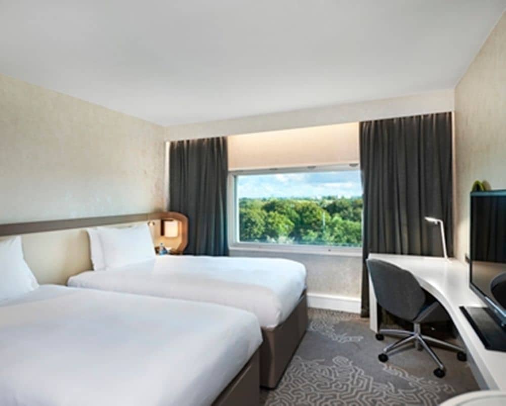 Hilton Heathrow Airport Terminal 4 Hilton Heathrow Airport Terminal 4
