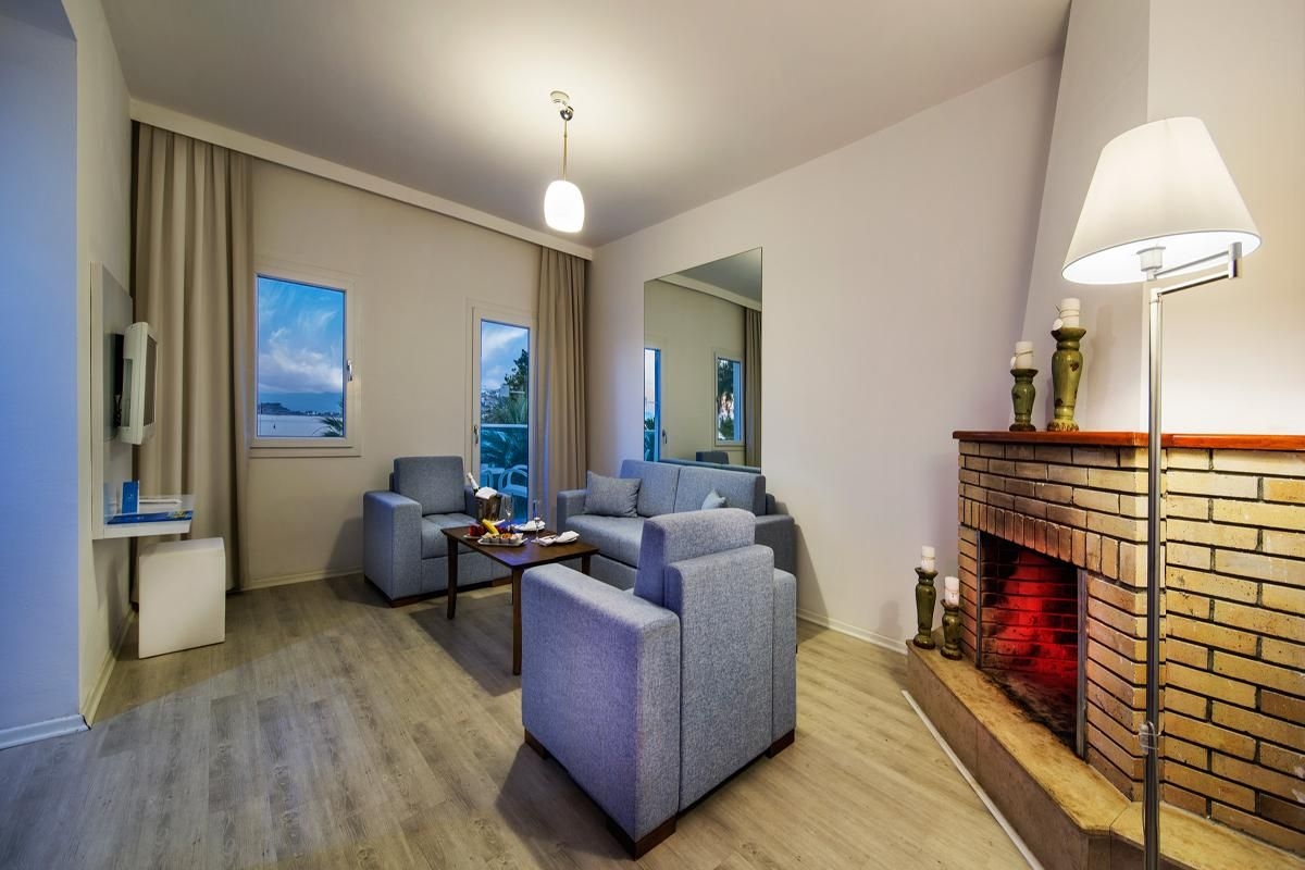 Le Bleu Hotel & Resort Kusadasi4