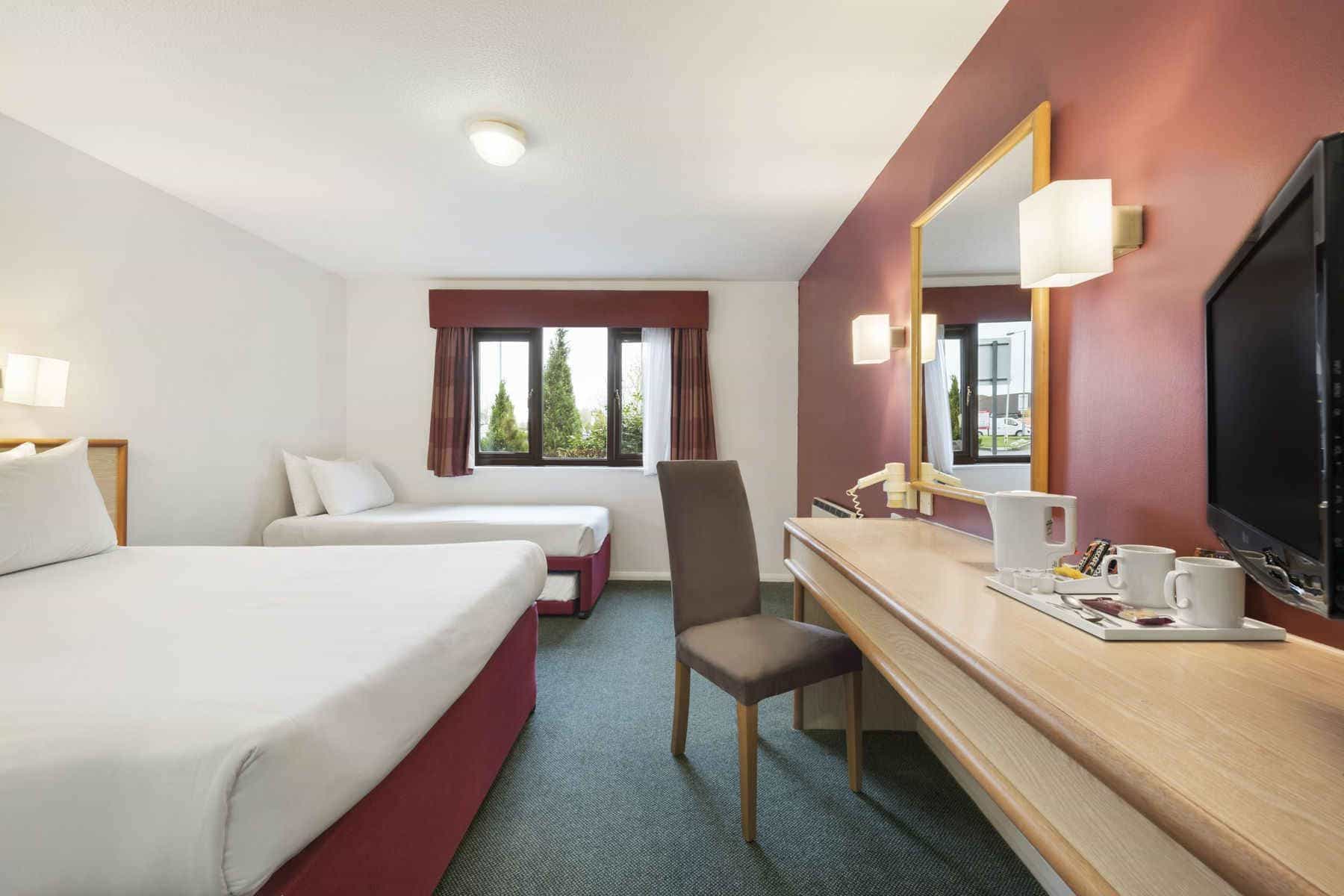 DAYS INN SEDGEMOOR M5
