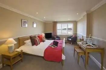 The Holly Tree Hotel The Holly Tree Hotel
