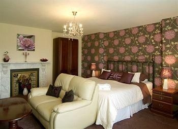 The Smithaleigh Hotel0
