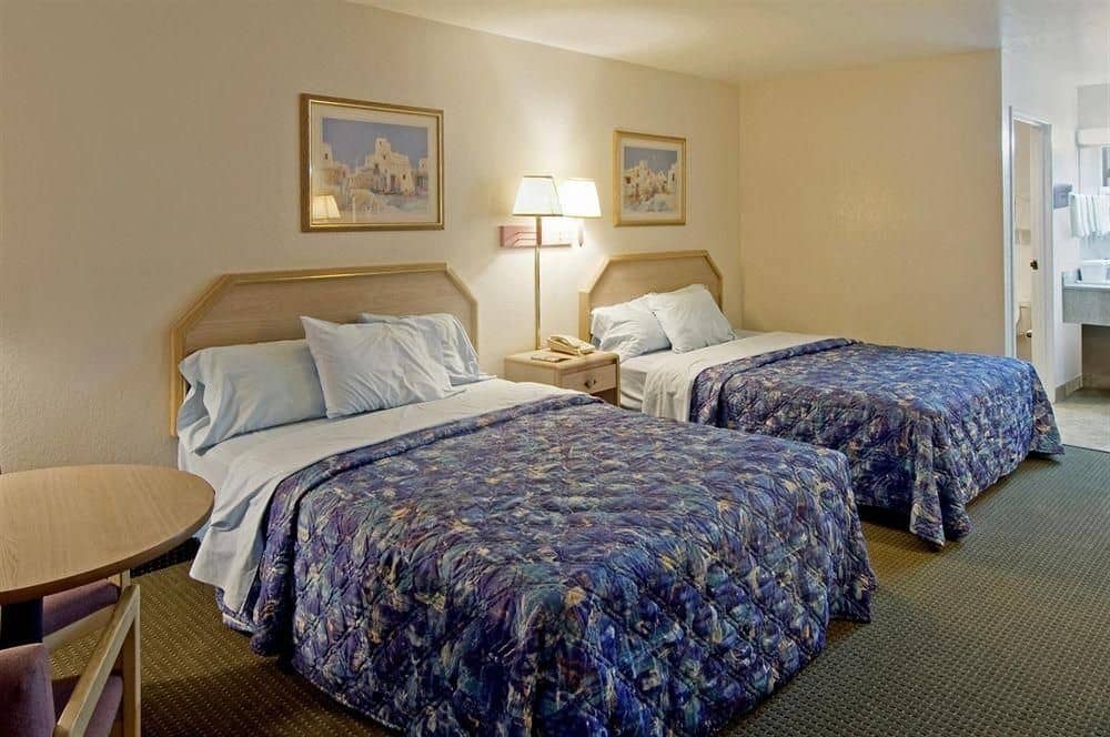 Days Inn Phoenix Interstate Highway 10 West Days Inn Phoenix Interstate Highway 10 West