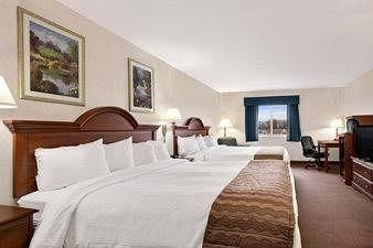 Baymont Inn and Suites Concord/Mentor3