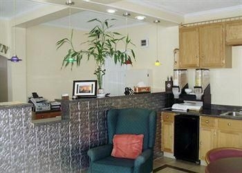 TRAVELIER INN1