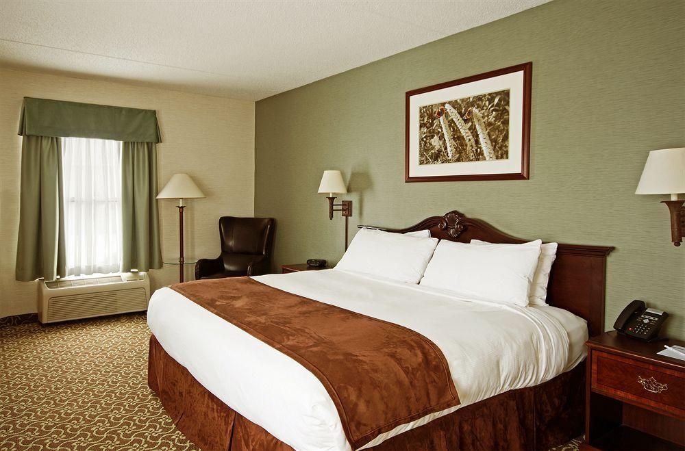 COUNTRY INN SUITES HOLYOKE0
