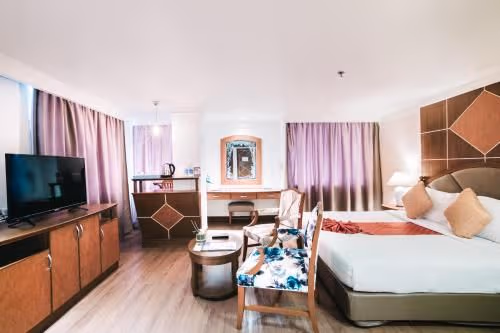Deluxe King Room