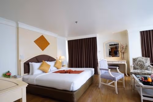 Deluxe King Room