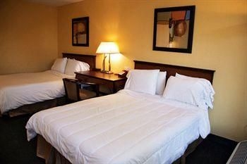 Holiday Park Hotels and Suites1