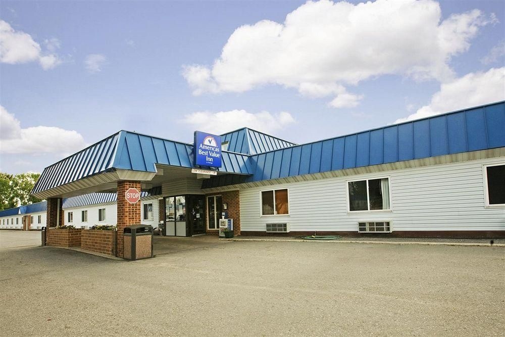 Americas Best Value Inn Grand Forks3