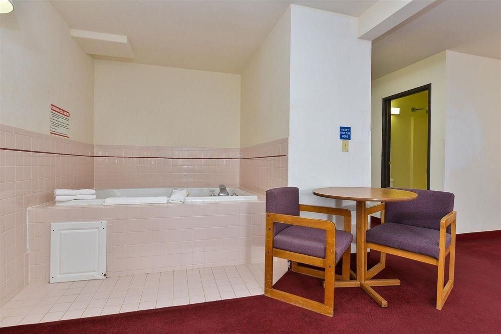 Americas Best Value Inn - Birch Run / Frankenmuth Area4