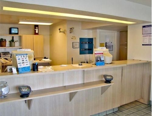 AMERICAS BEST VALUE INN0
