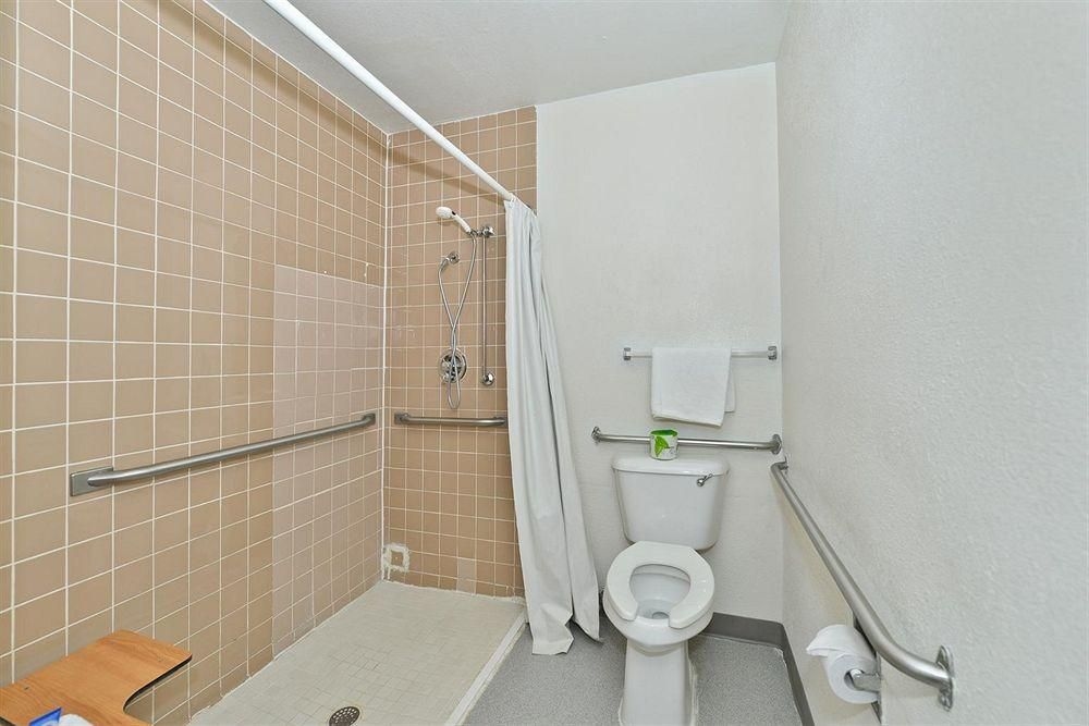 AMERICAS BEST VALUE INN1